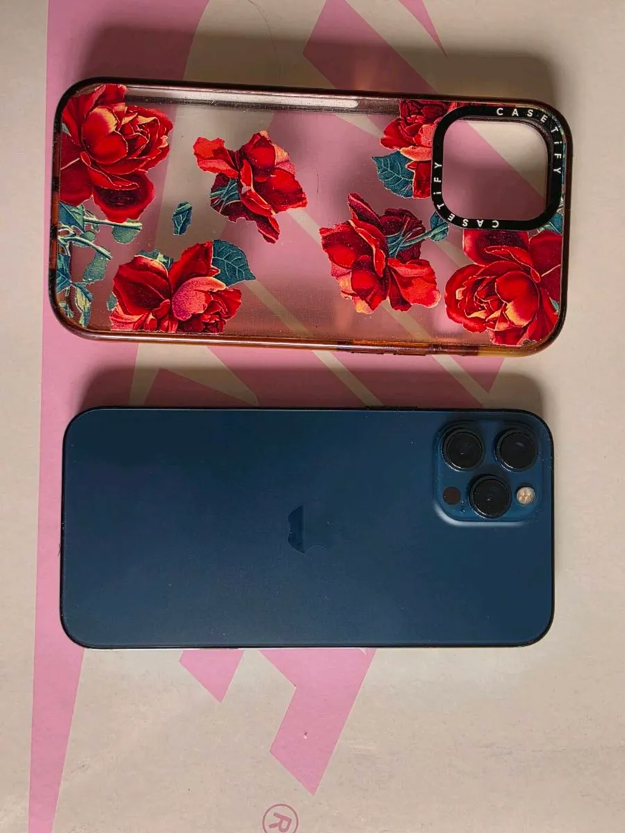 Iphone 12 pro max - Image 1