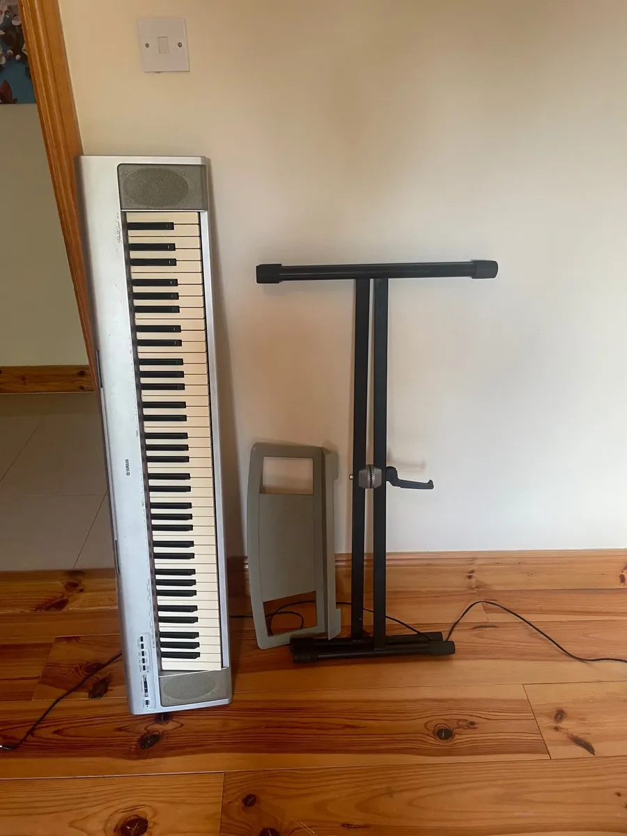 Yamaha Piaggero NP-30 keyboard - Image 2