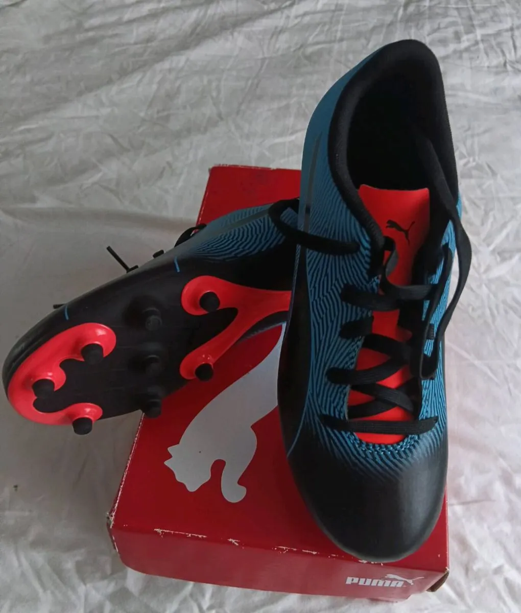 Football Boots - Image 1