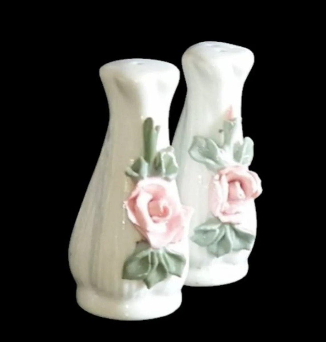 Vintage Porcelain Salt & Pepper Shakers – Pristine - Image 4