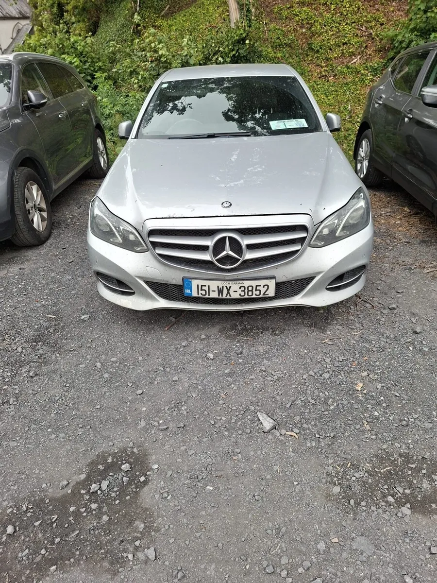 Mercedes E Class 220 Cdi - Image 2