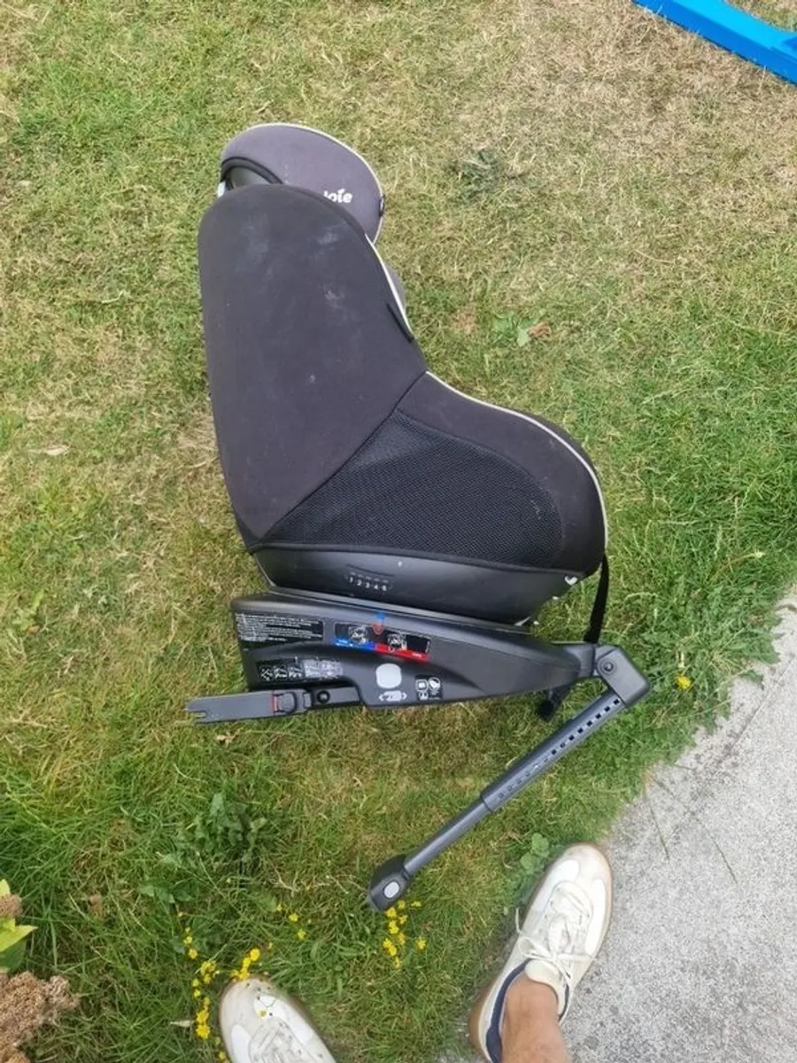 car - Image 3