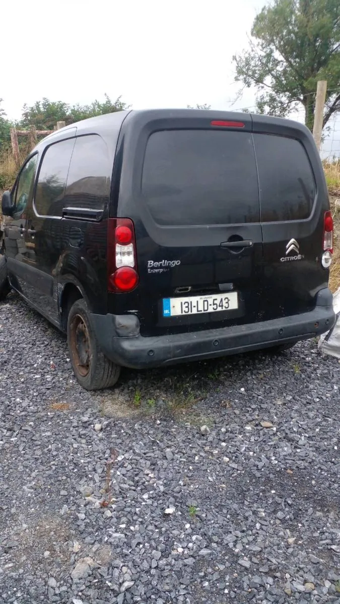 2013 Citreon Berlingo Breaking for parts - Image 1