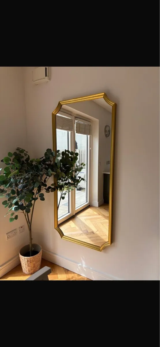 Staging Furniture for Sale - Image 3