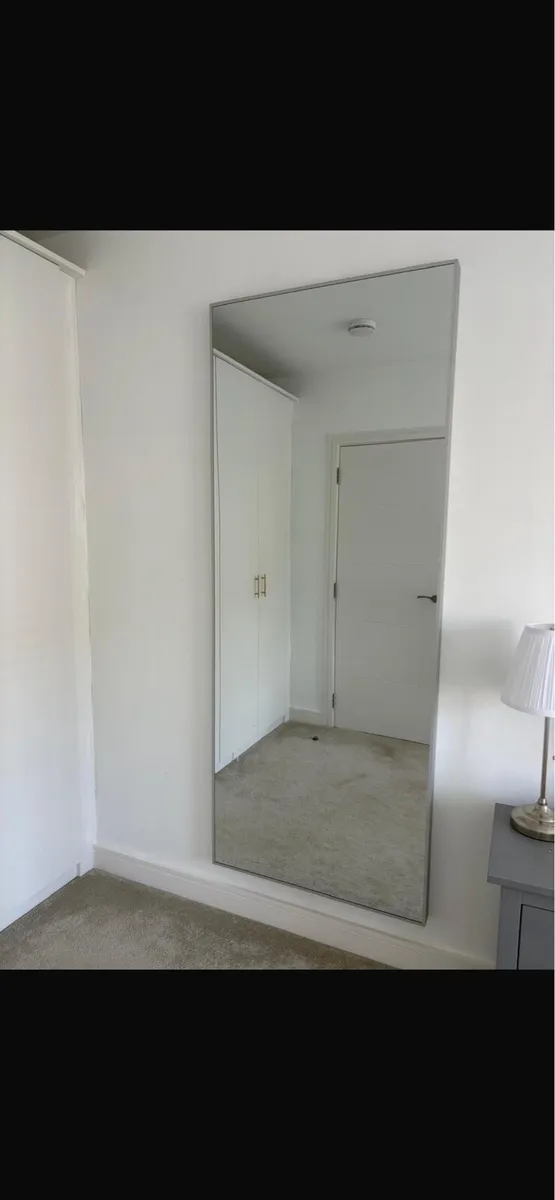 Staging Furniture for Sale - Image 4
