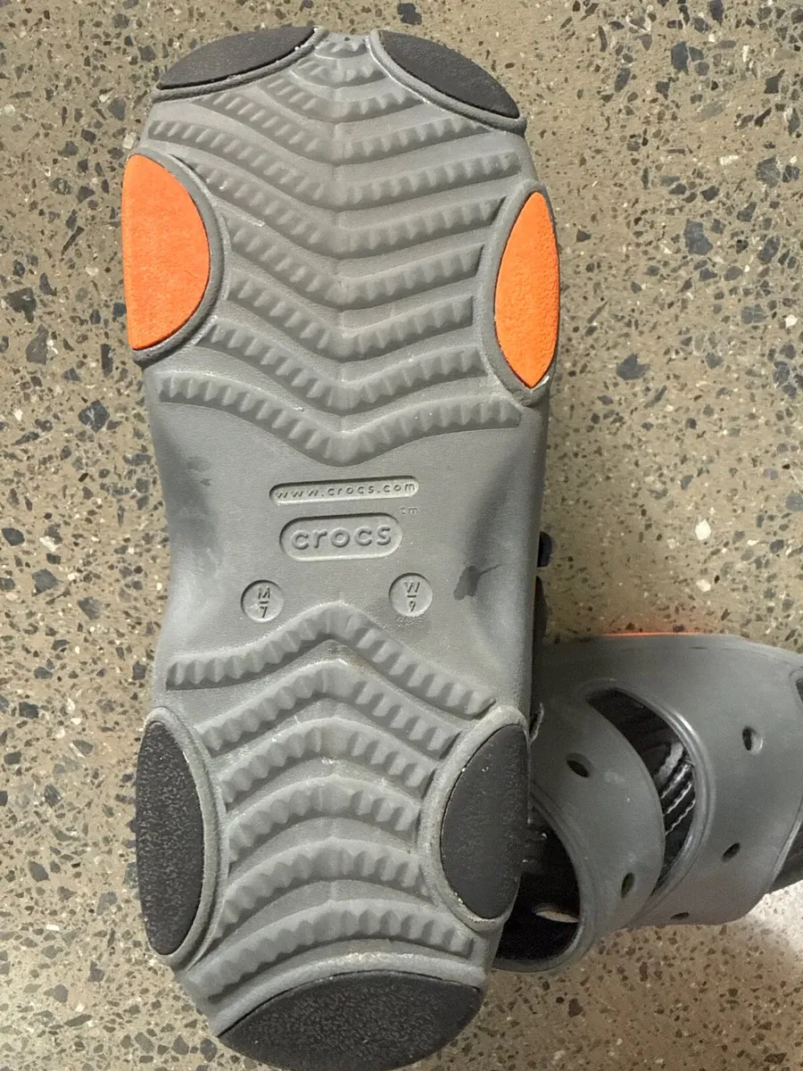 Crocs All terrain sandals M7/W9 - Image 3