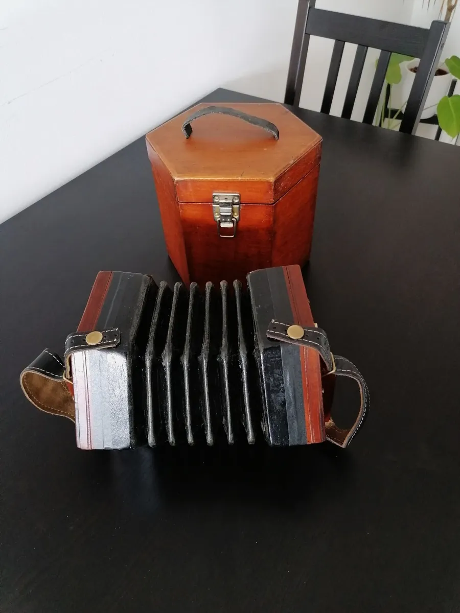 Lachenal  Anglo - swap for English Concertina - Image 4