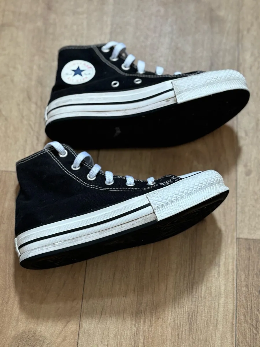 Shoes - Image 3