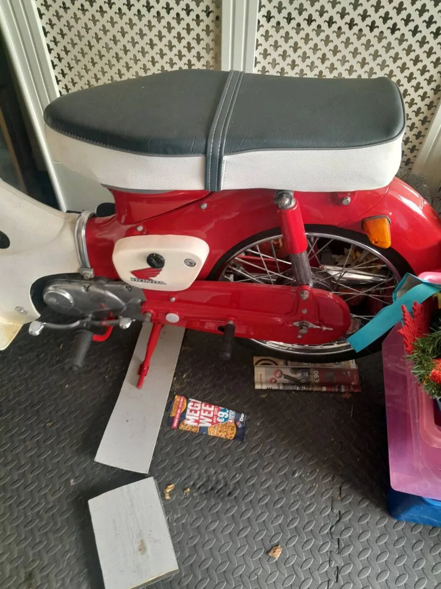 Honda c100 - Image 4