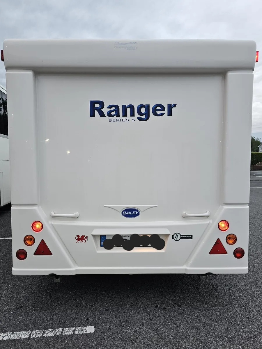 6 Berth Bailey Ranger Series 5 - Image 4