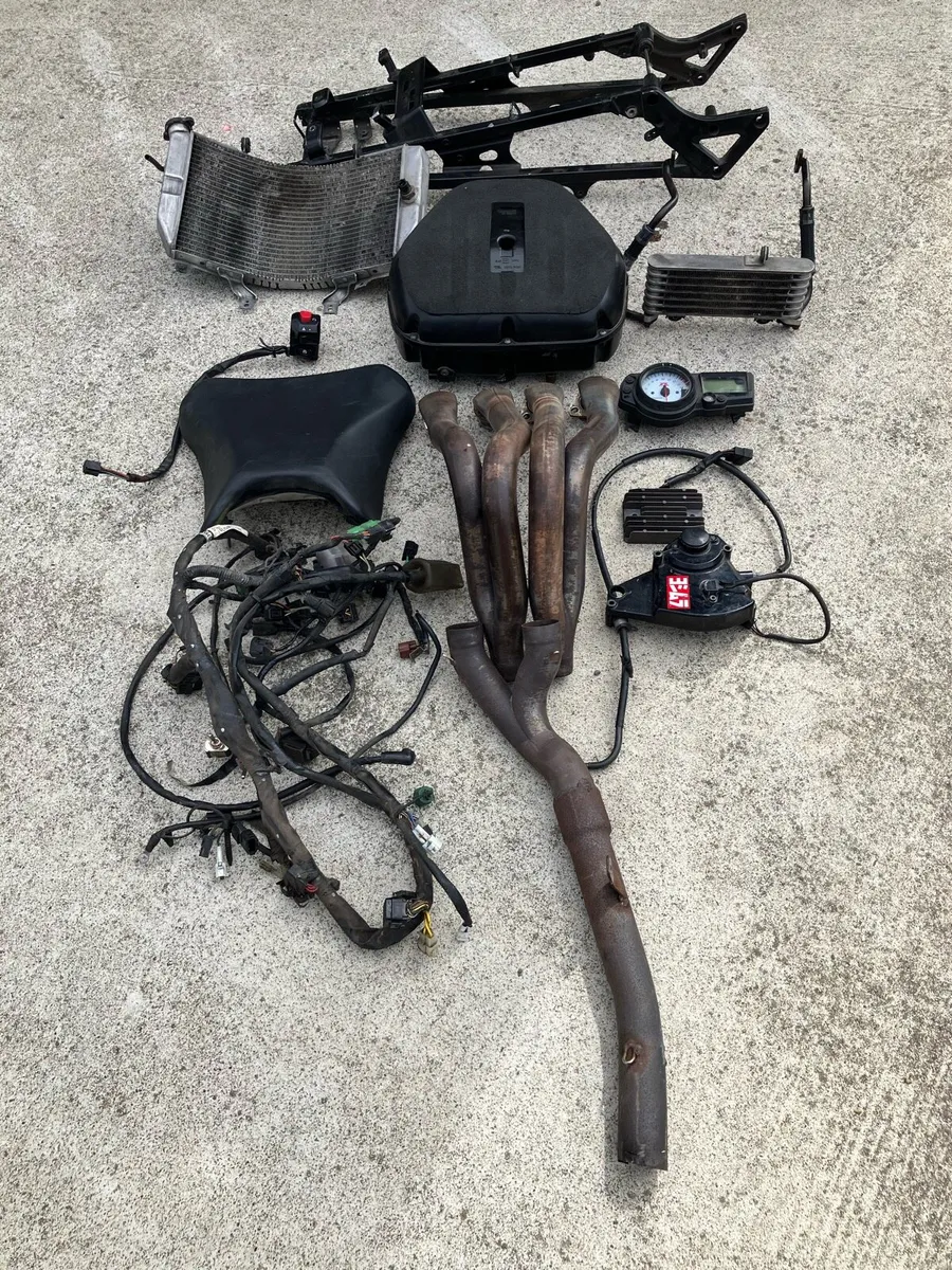 Gsxr1000k4 parts