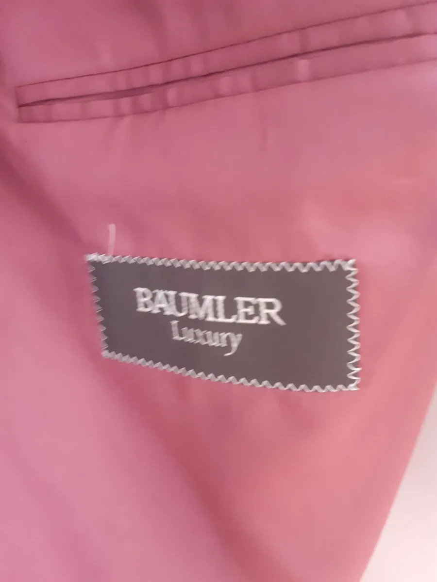 Mens Suit - Image 4