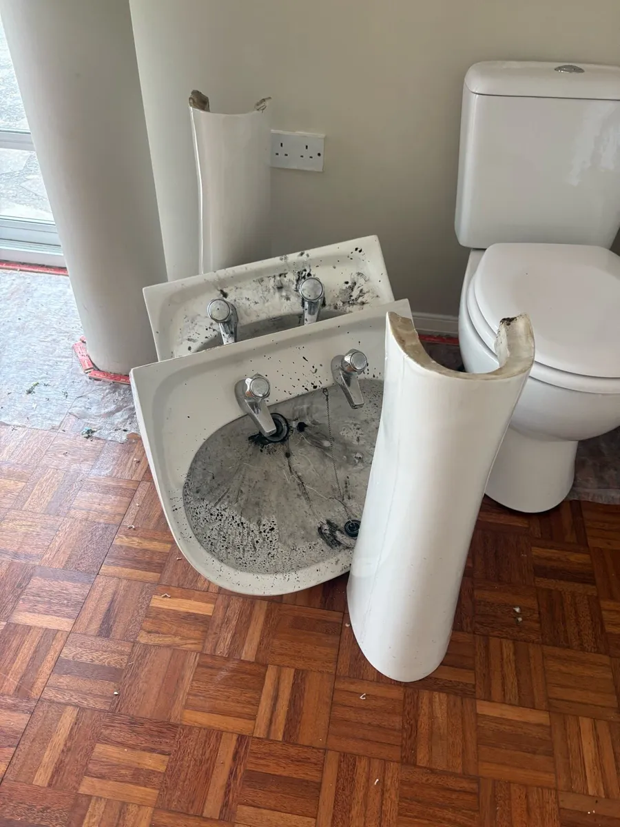 Bathroom - Image 2