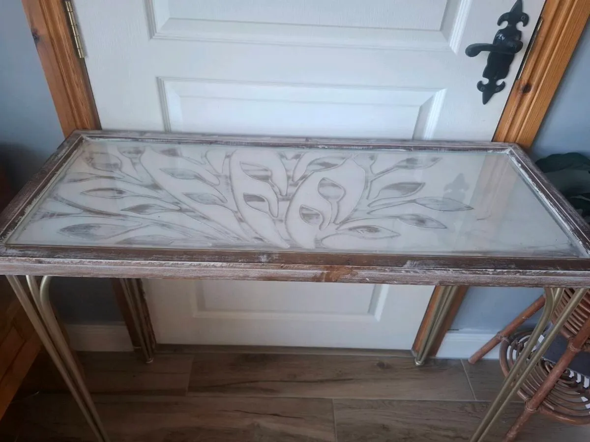 Console Table - Image 2