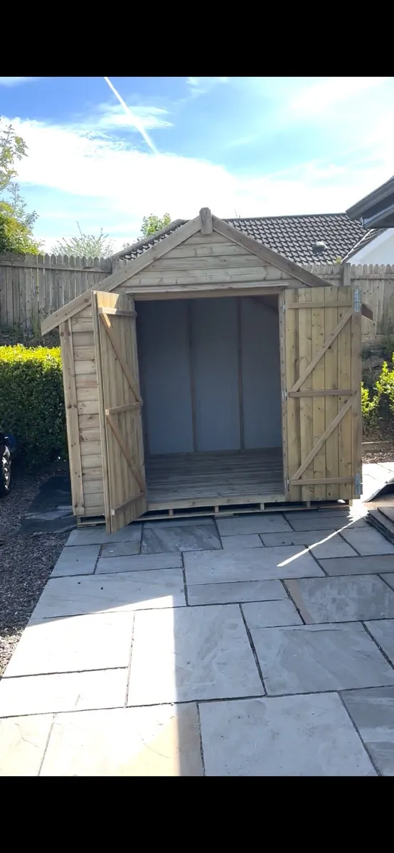 Wooden shed - almost new - Image 3