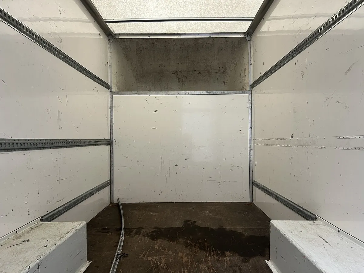 2020 Peugeot Boxer Luton Low Loader Van - Image 2