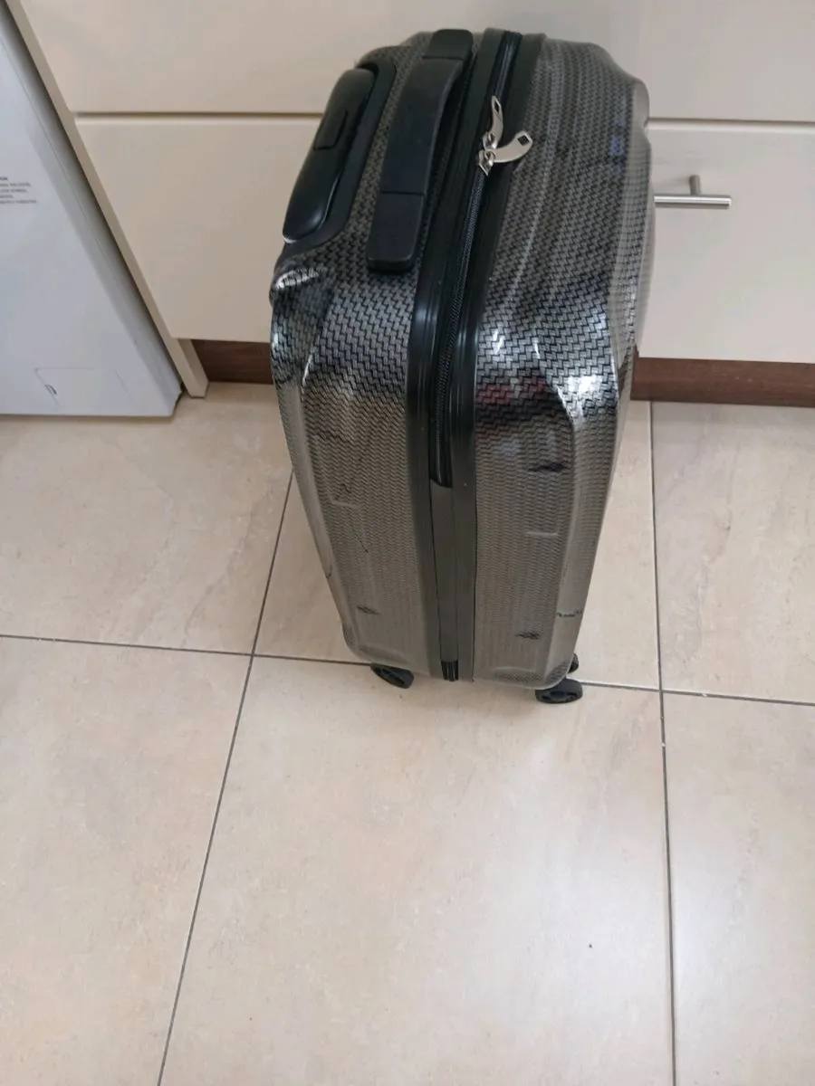 CABIN SIZE HARD TYPE SUITCASE  NEW - Image 4