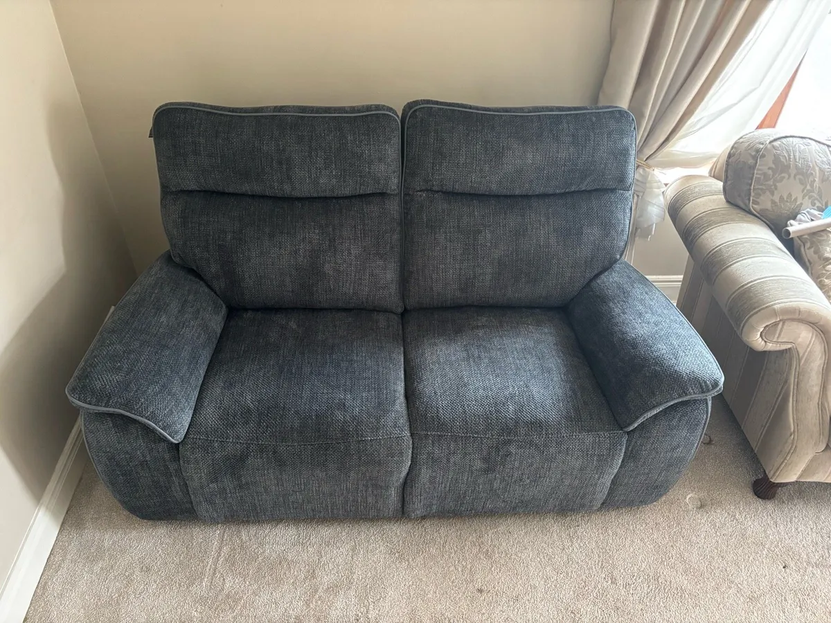 2 seater recliner couch - Image 3