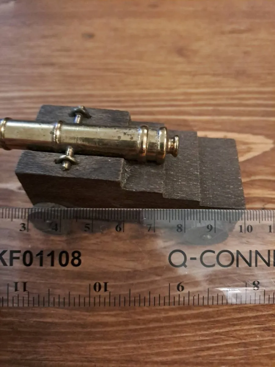 Vintage Miniature Brass Cannon on Wooden Carriage - Image 2