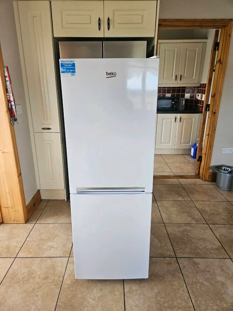 Fridge freezer - Image 1