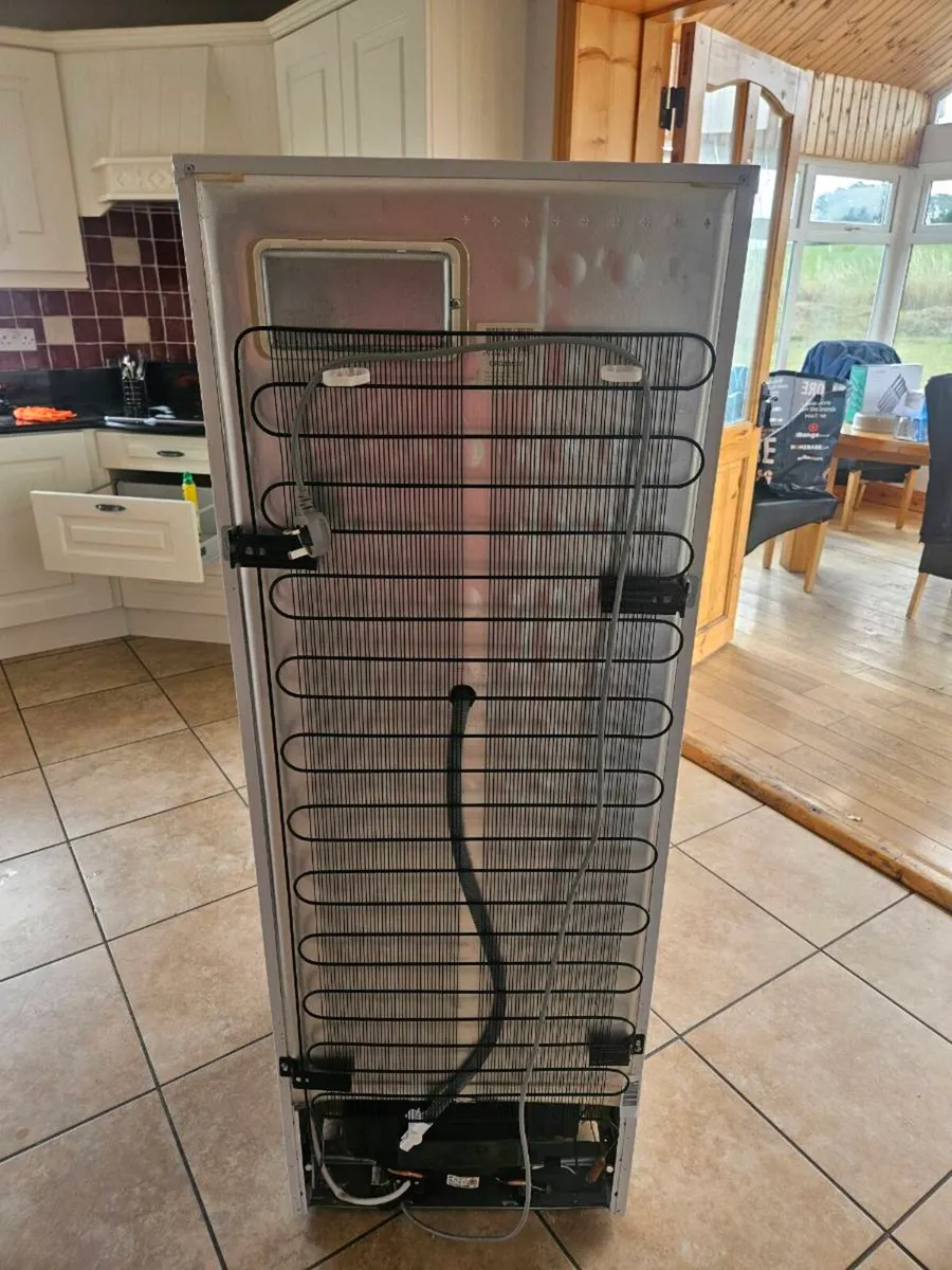 Fridge freezer - Image 4