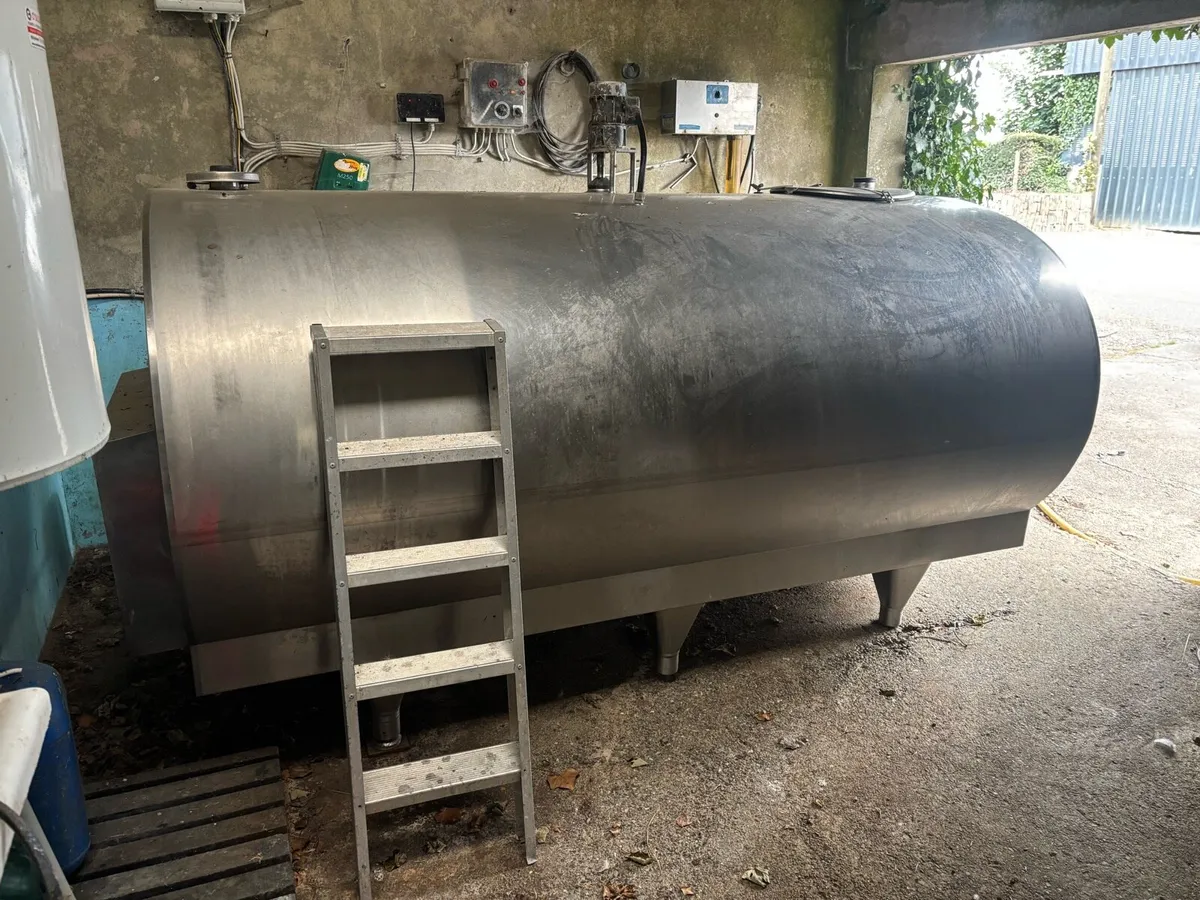 4000 litre muller direct expansion milk tank - Image 2