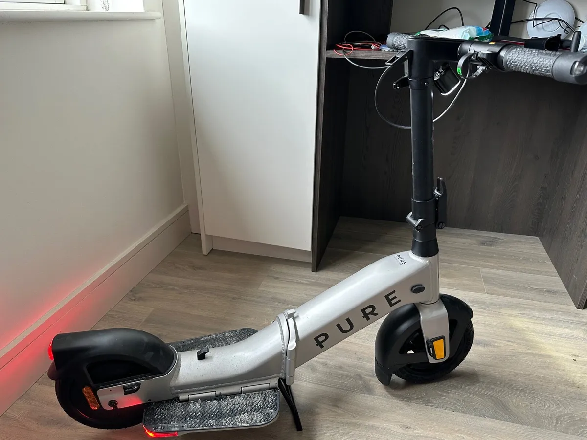 PURE Flex E-Scooter – 28km Only – Irish Regulation - Image 3