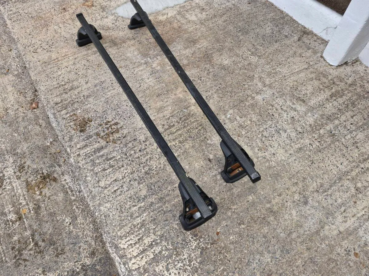 Citreon berlingo roof bars - Image 2