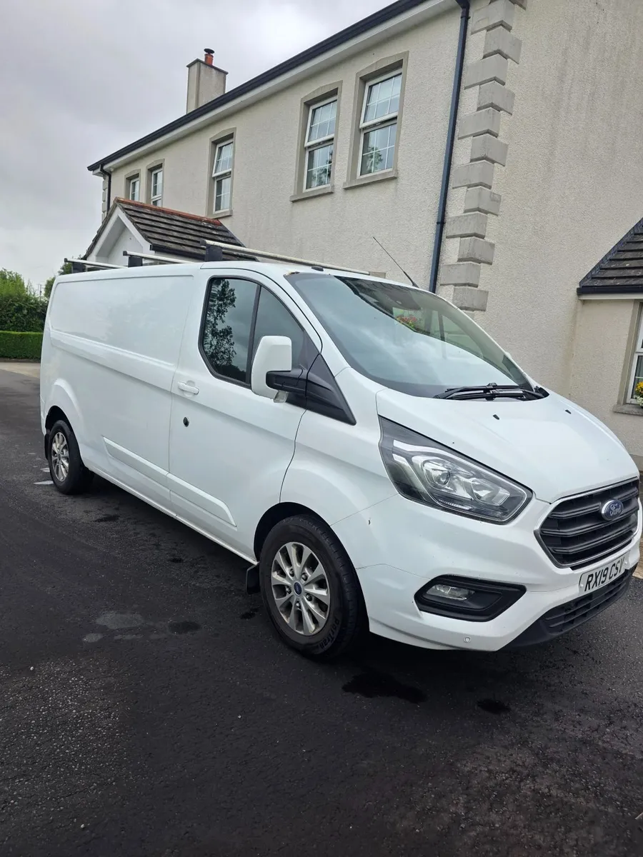 Van - Image 4