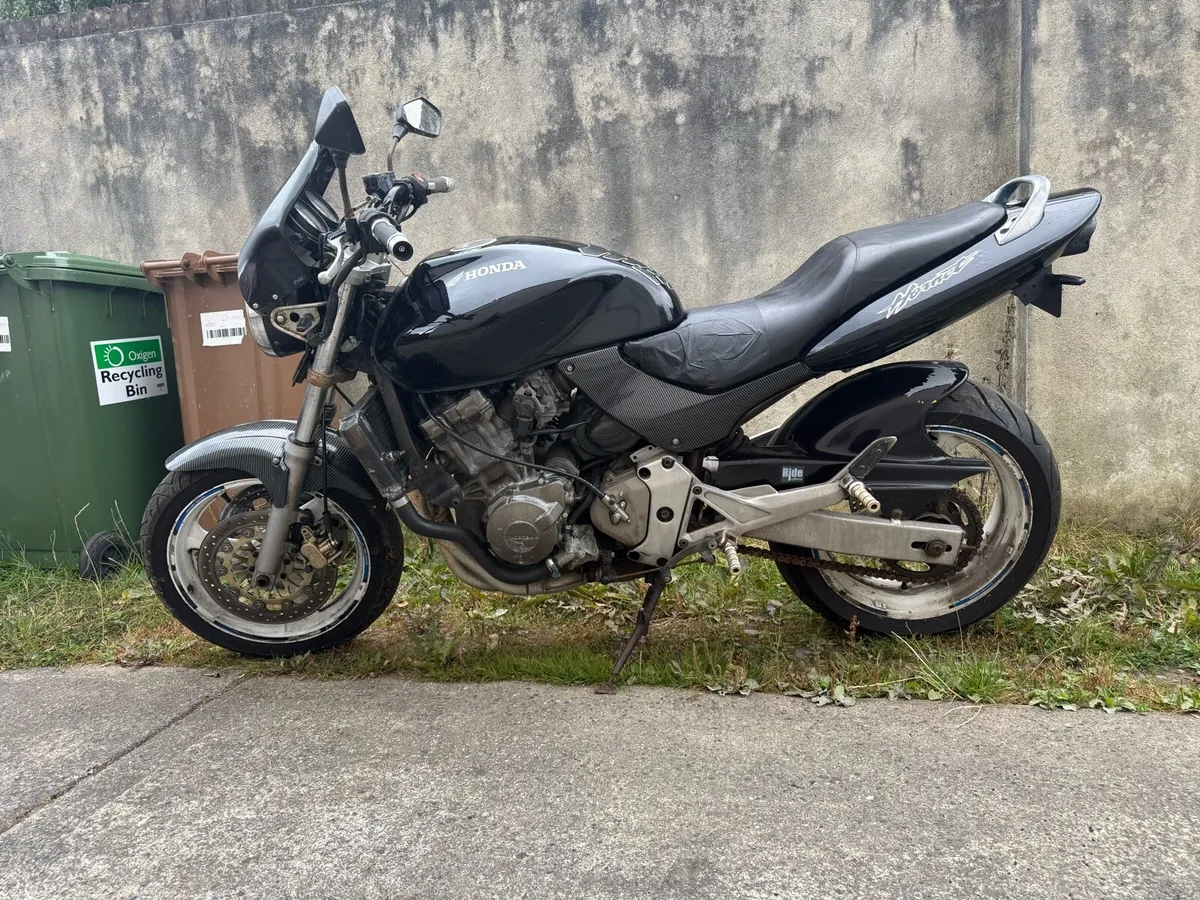 Motorbike 600cc 1999 Honda Hornet - Image 1
