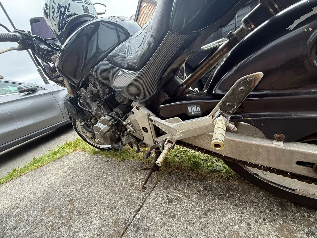 Motorbike 600cc 1999 Honda Hornet - Image 3