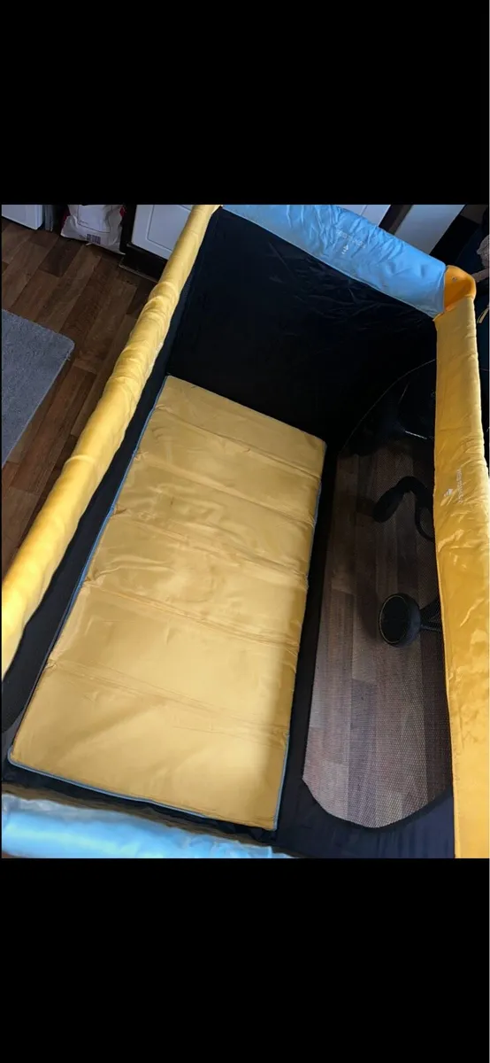 Travel Cot - Image 2