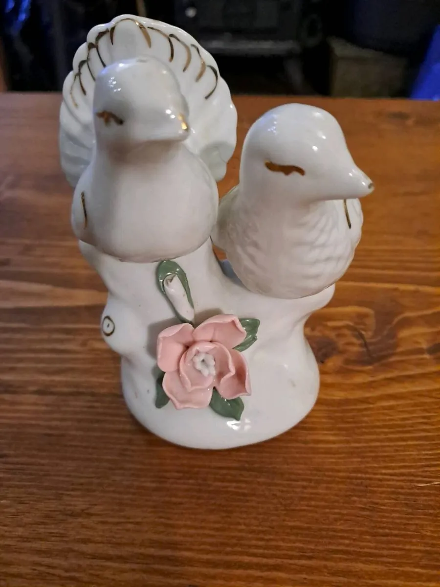 Porcelain Three Birds & Pink Rose Figurine - Image 1