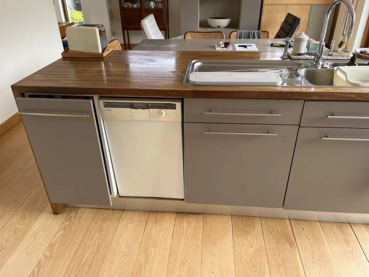 Complete Kitchen for Sale - Image 4