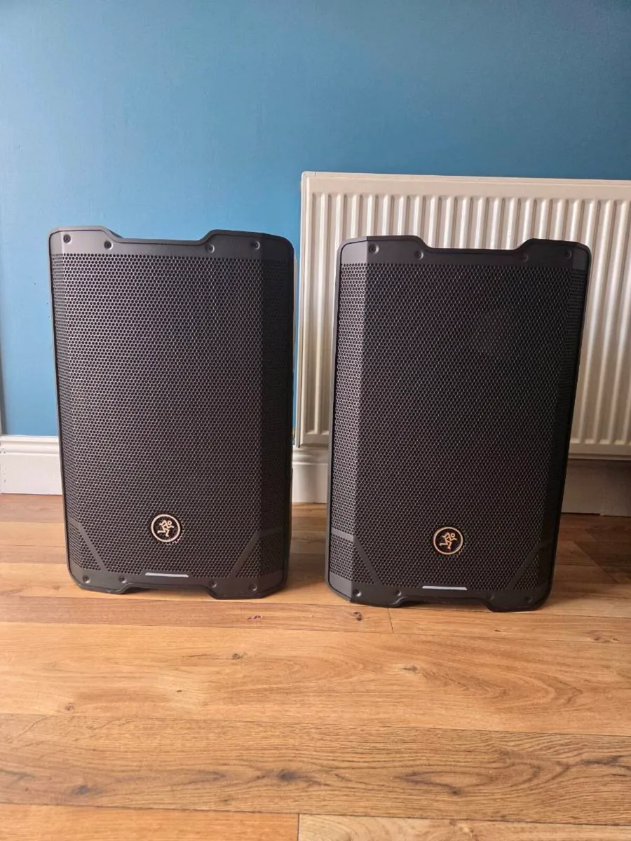 Speakers Active 10' Mackie SRT210 ×2 (like new) - Image 1