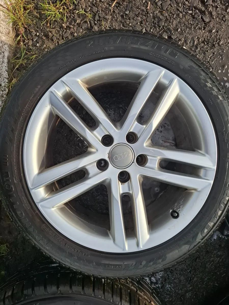 18" Genuine Audi A6 S Line Alloys with tyres - Image 1