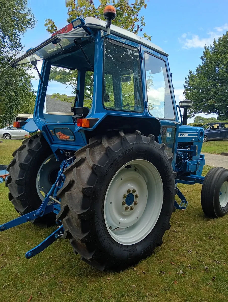 Ford 7600 - Image 4