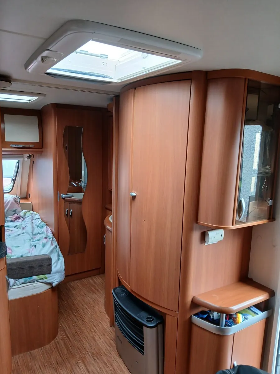 Touring Caravan - Image 2