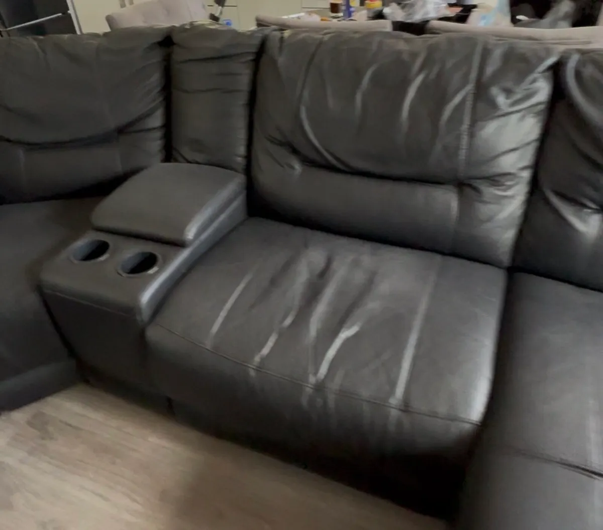 Leather big couch 6-7 seater - Image 1