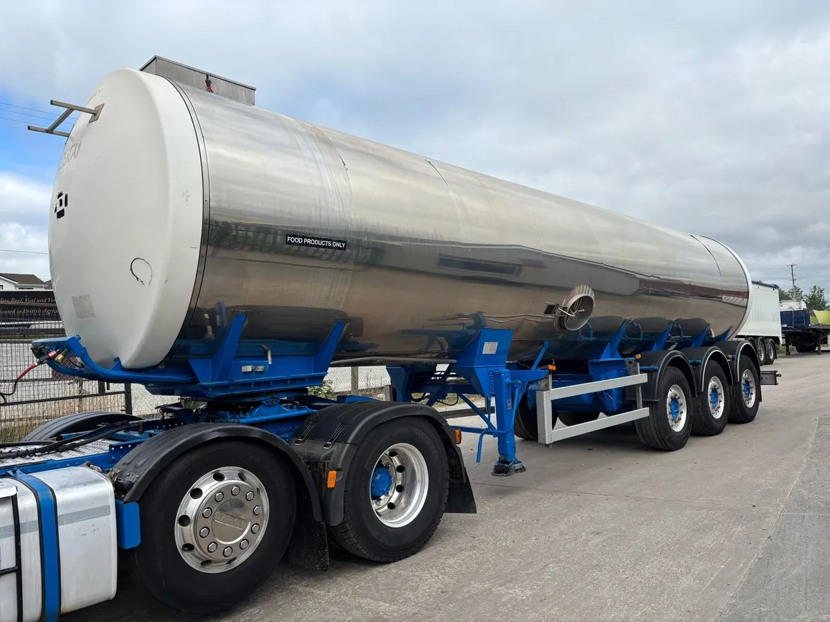 Milk Tanker - Image 1