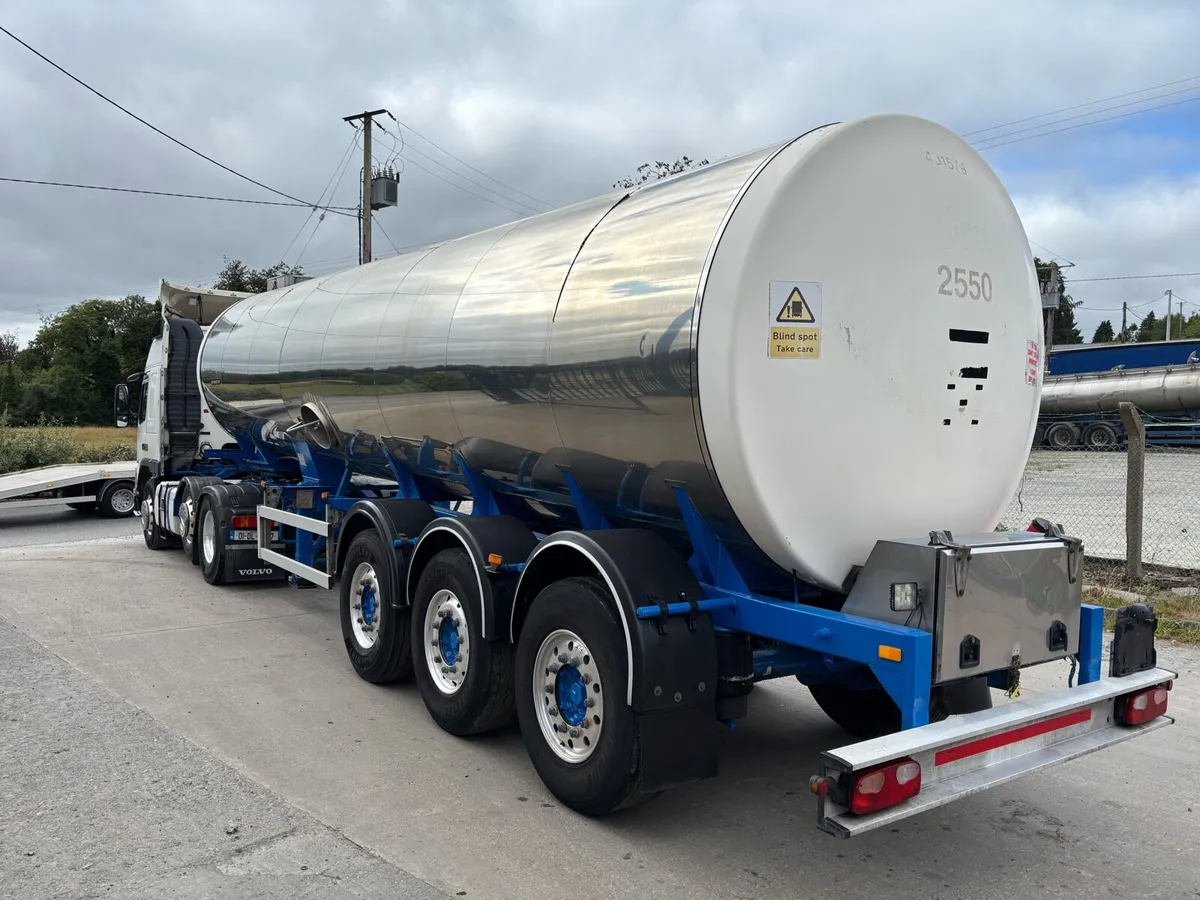 Milk Tanker - Image 4