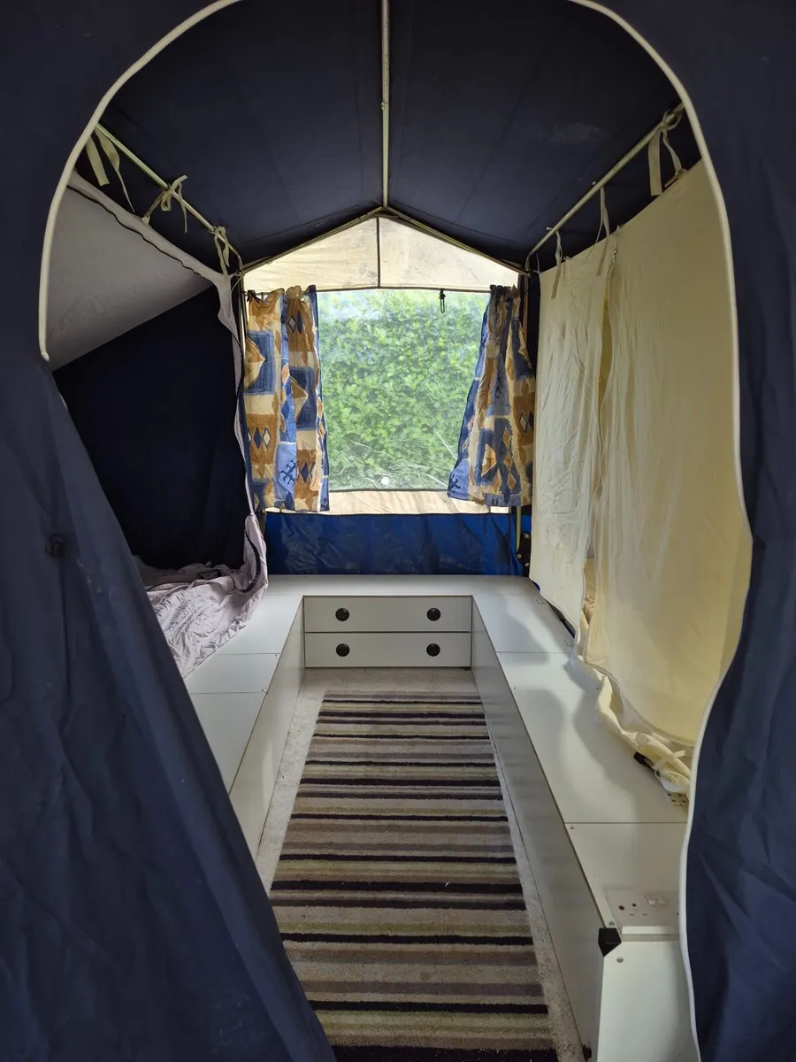 Camping Trailer - Image 2