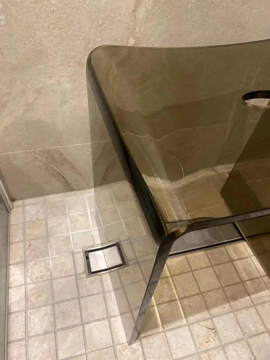 Health care bathroom shower stool - Image 1