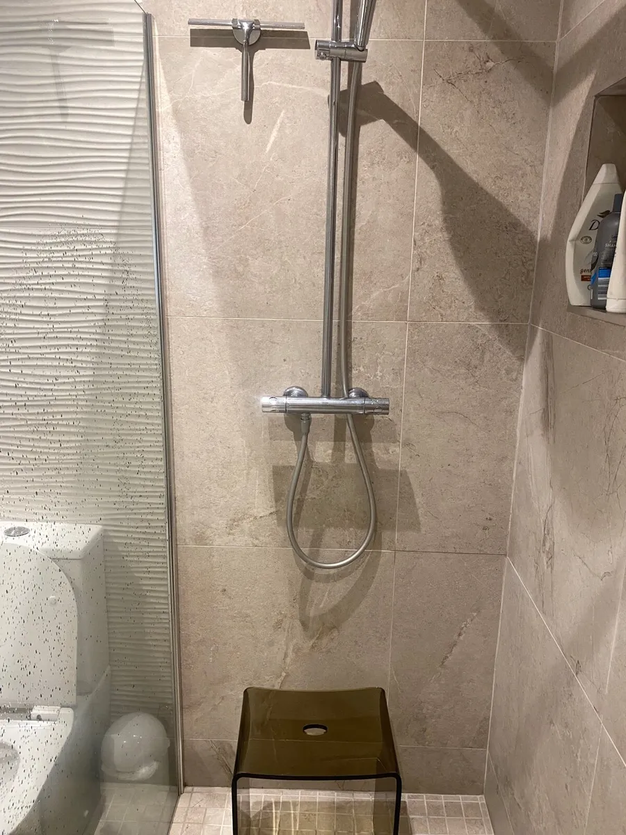 Health care bathroom shower stool - Image 4