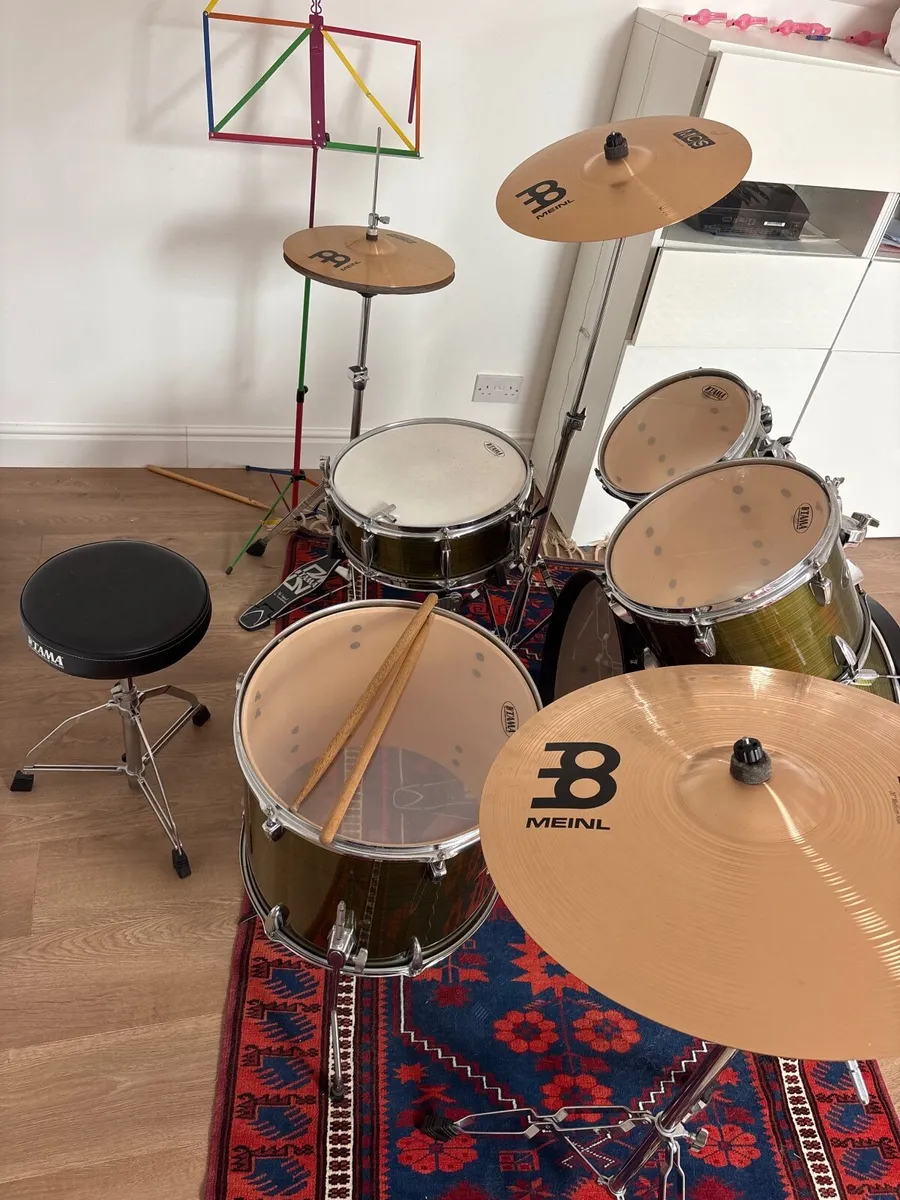 Tama 8 piece Imperialstar Drum kit - Image 2