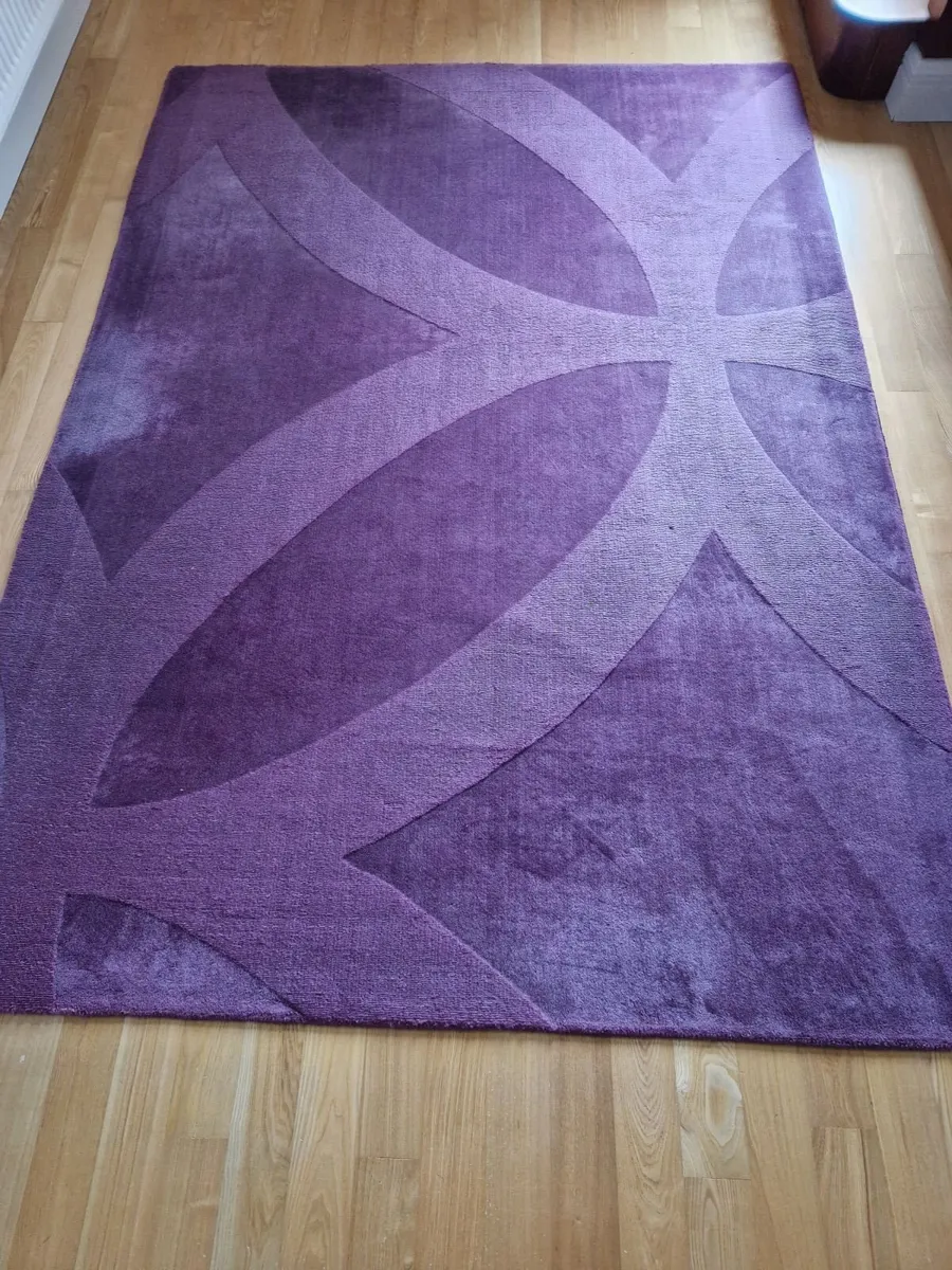 Rug 240cm x 170cm - Image 1