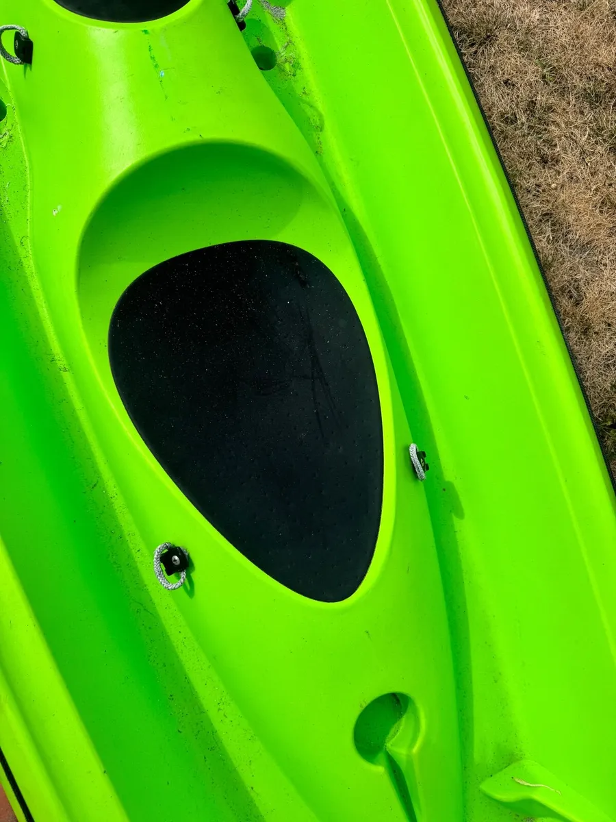 Kayak x2 types available - Image 3