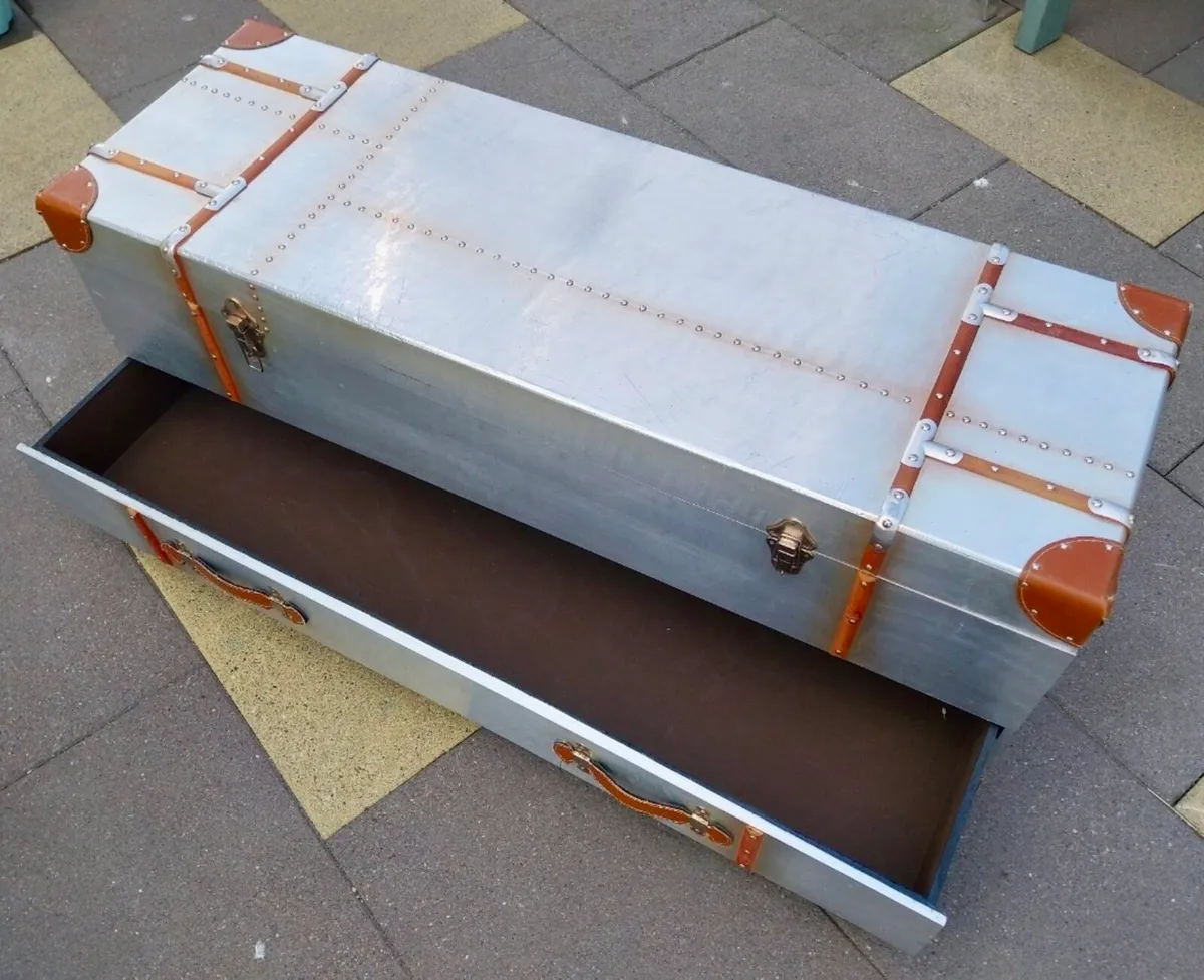 Steamer Trunks in Aluminium & Leather x 4. - Image 3