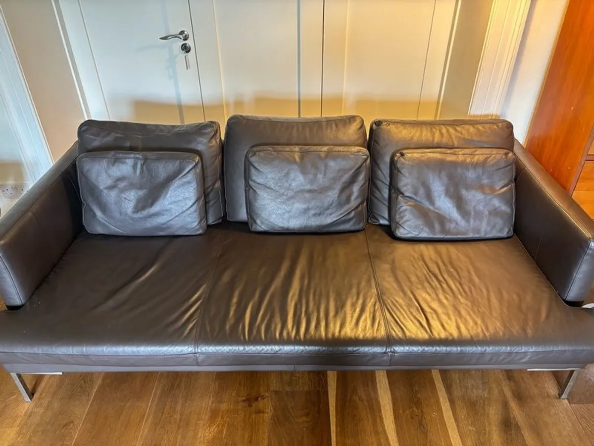 Bo Concept 3-seater leather sofa (dark brown) - Image 2