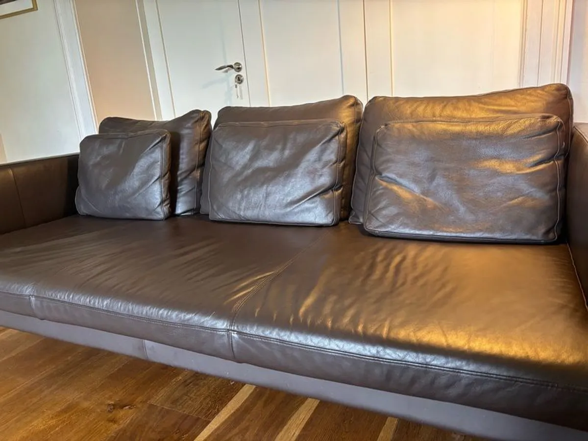 Bo Concept 3-seater leather sofa (dark brown) - Image 4